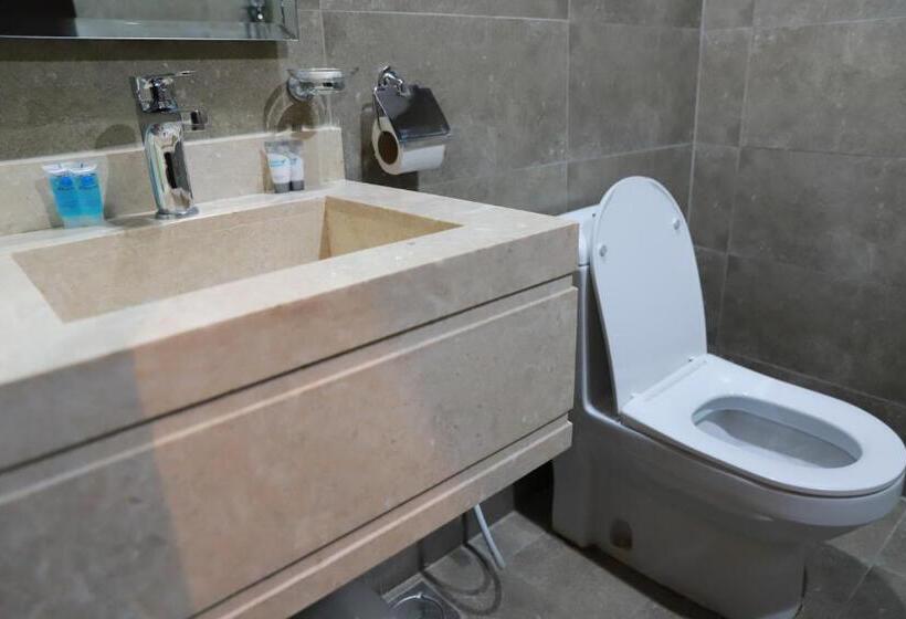 فاخرة للشقق المخدومة