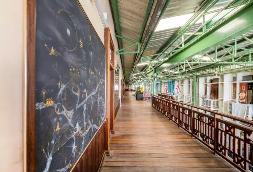 هاستل Art Hotel Sanamchai