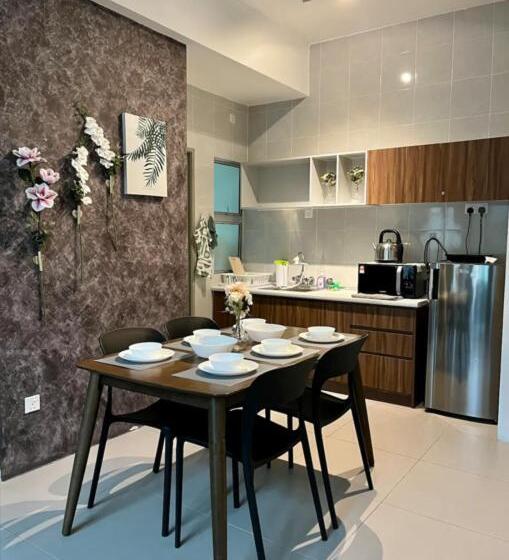 ユースホステル Sweethome Brinchang Pent House   Pasar Malam Area