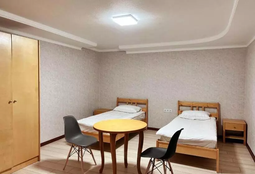 Ashuu Inn Hostel