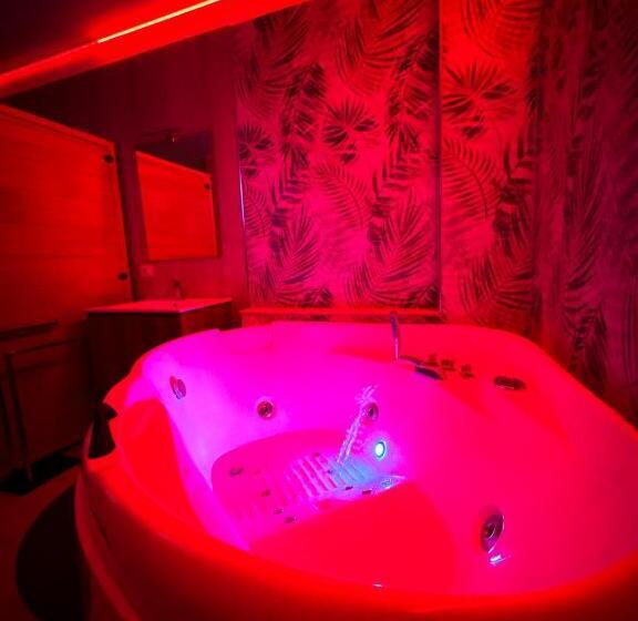 Nocleg ze śniadaniem Garibaldi Suite