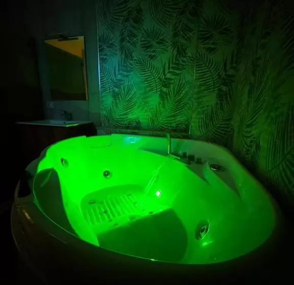 ベッドアンドブレックファースト Garibaldi Suite