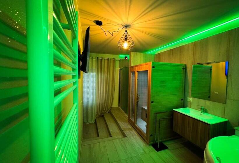 Nocleg ze śniadaniem Garibaldi Suite