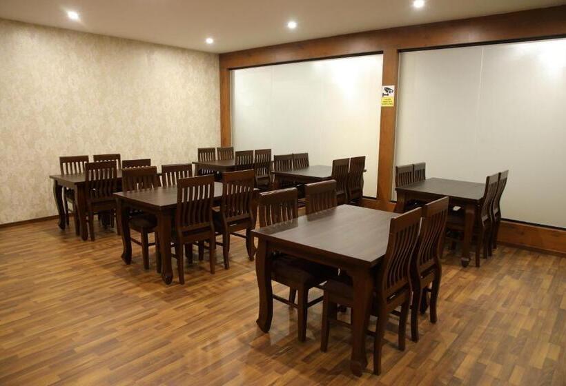 مبيت وإفطار Zing Rooms By Guesthouse Suites