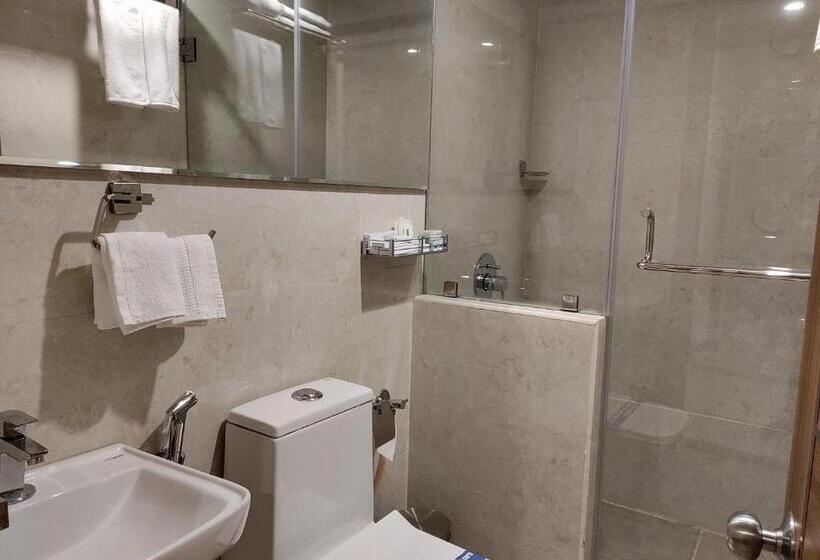 مبيت وإفطار Zing Rooms By Guesthouse Suites