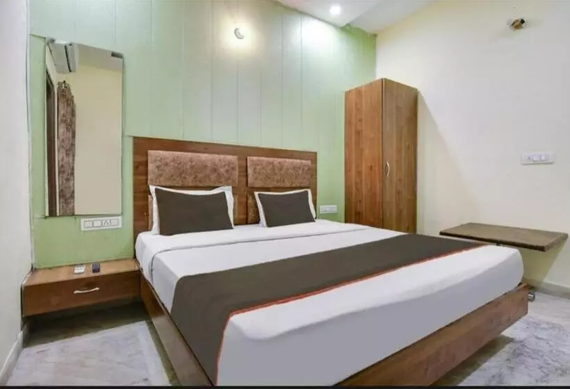 Bell Hotel Hariyana Wale