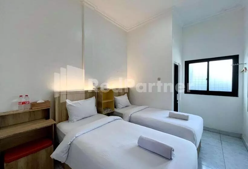 ホテル D Palma Near Lokananta Manahan Mitra Reddoorz
