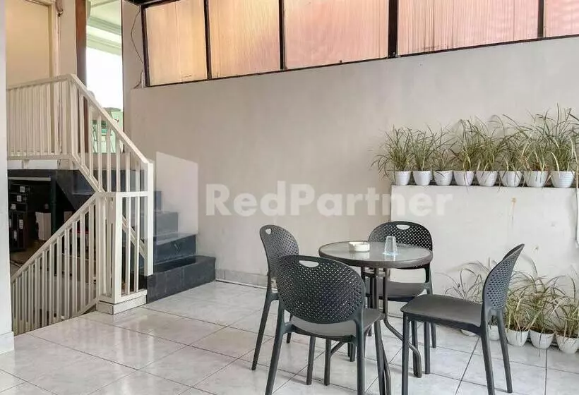 ホテル D Palma Near Lokananta Manahan Mitra Reddoorz