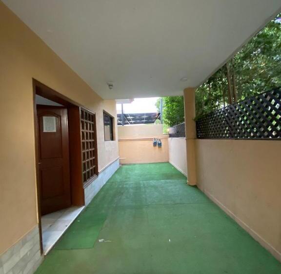 هتل Durrani Executive   Islamabad F10