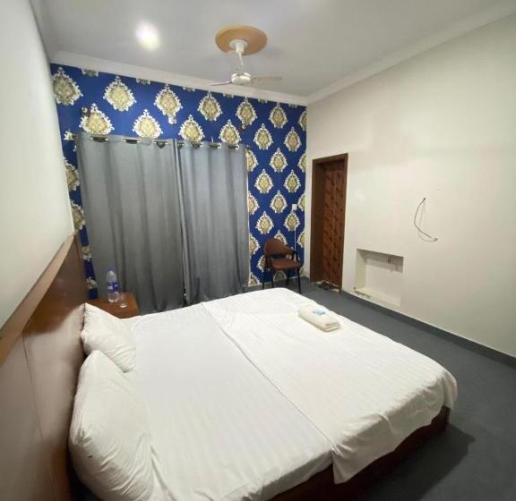 هتل Durrani Executive   Islamabad F10