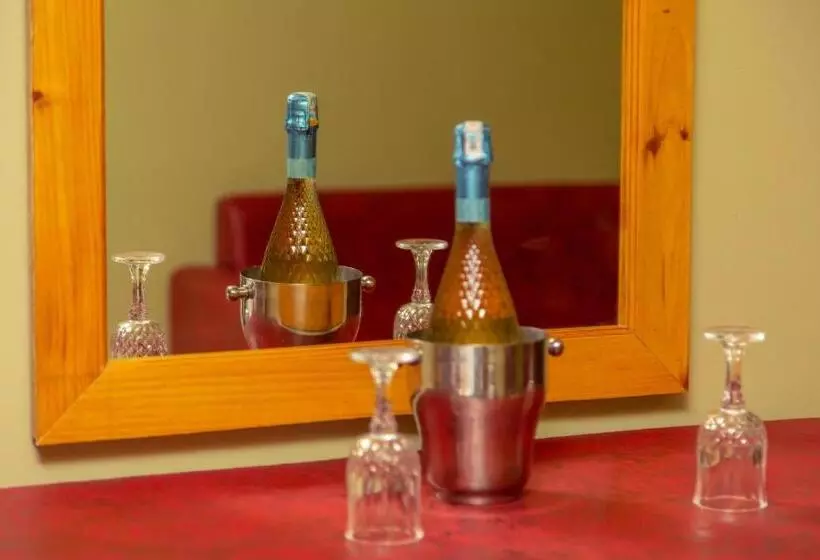 هتل Gyan Gauri Palace