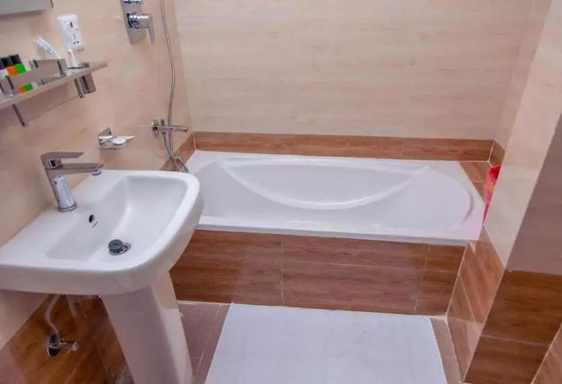 هتل Gyan Gauri Palace