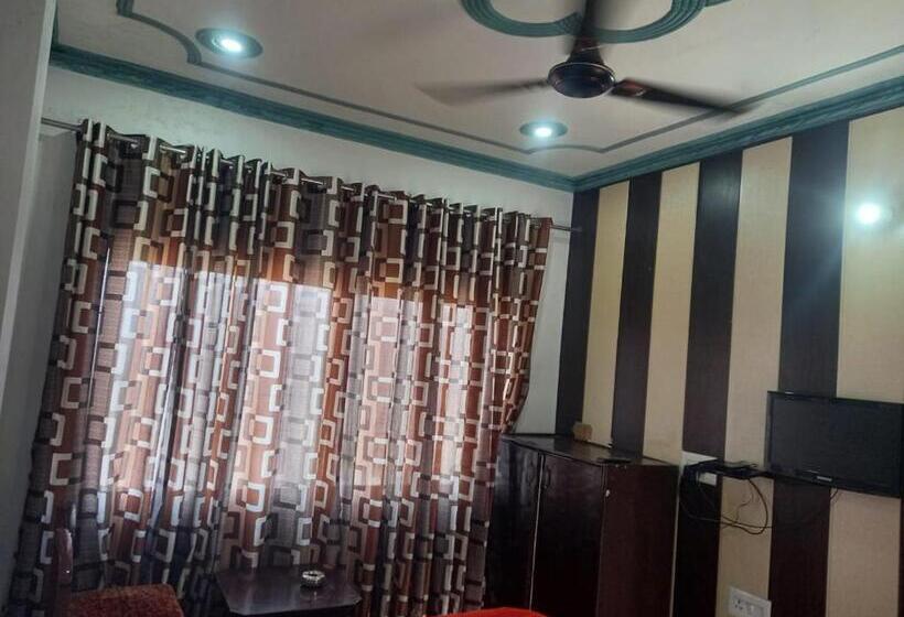 בית מלון כפרי Sun City