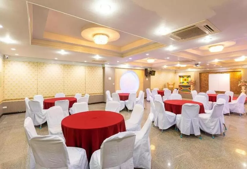 Hotelli Manee Sangkha