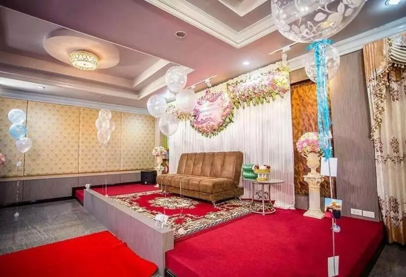 Hotelli Manee Sangkha