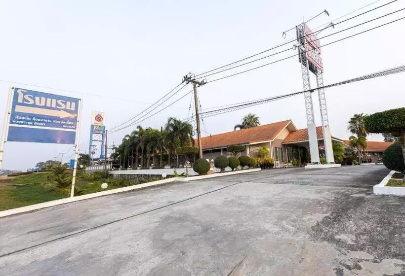 Hotelli Manee Sangkha