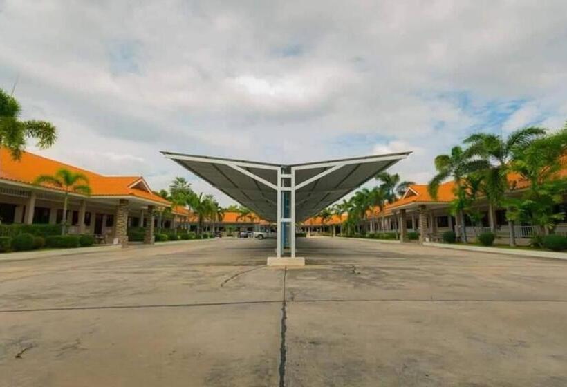 Отель Manee Sangkha