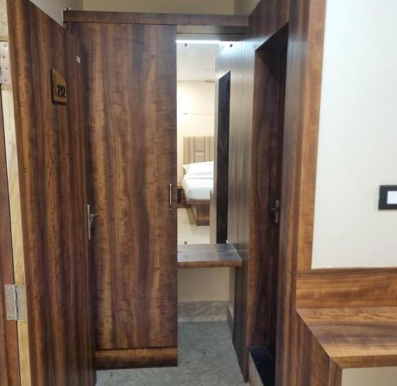 Hotell Rudraksh Riverside