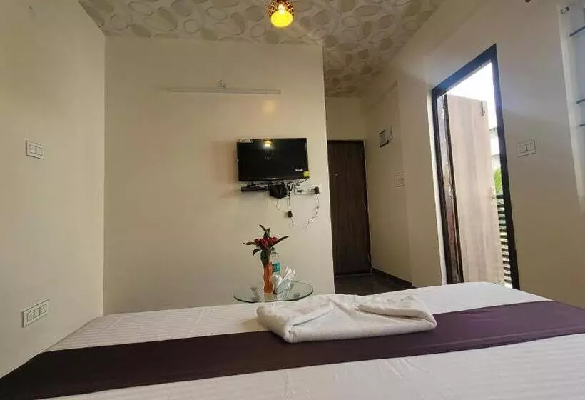 ホテル The Suites