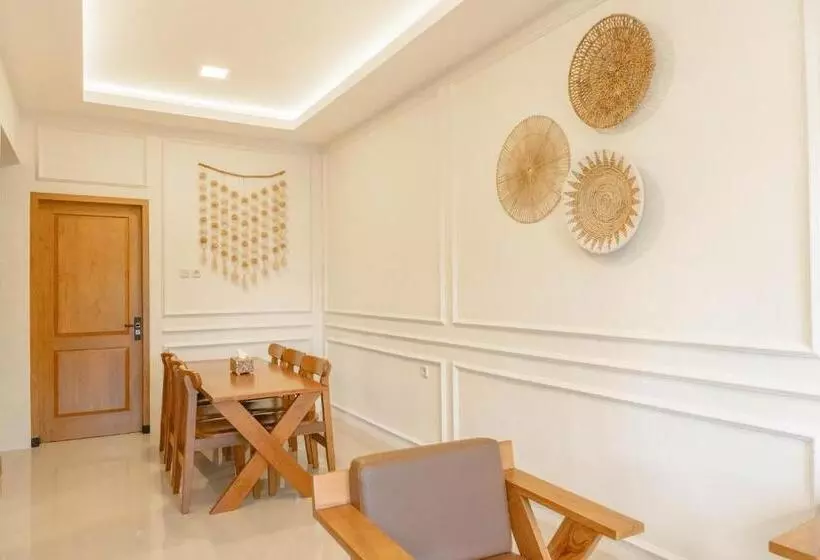 Ninap Hostel