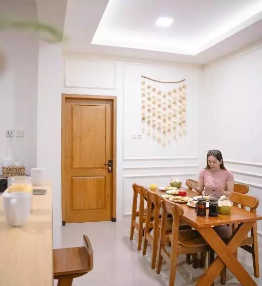 Ninap Hostel