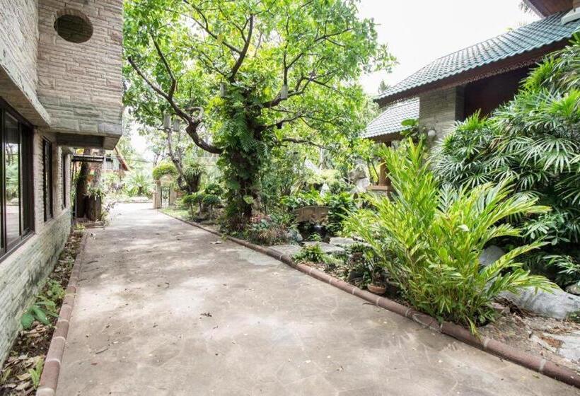 Oyo 987 Piyapruk Resort