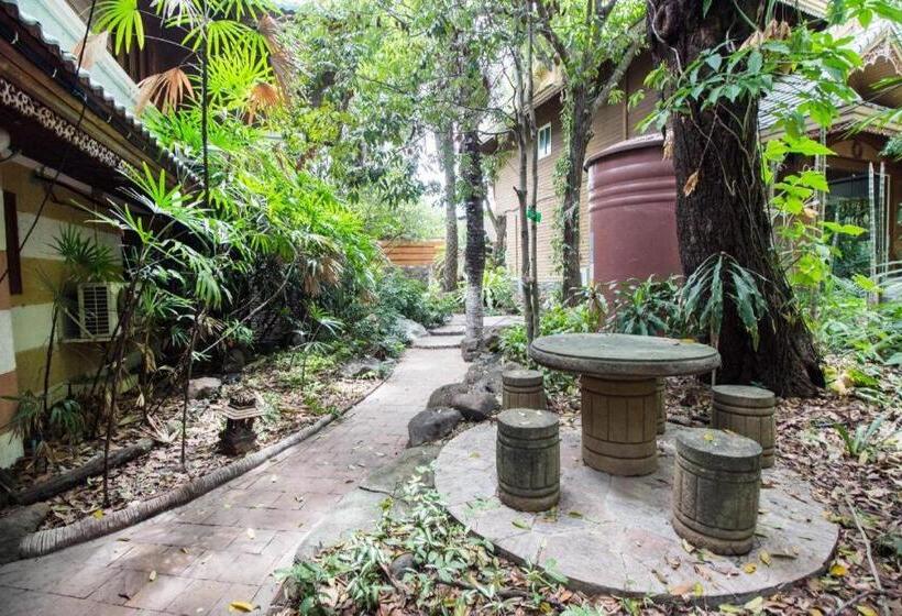 Oyo 987 Piyapruk Resort