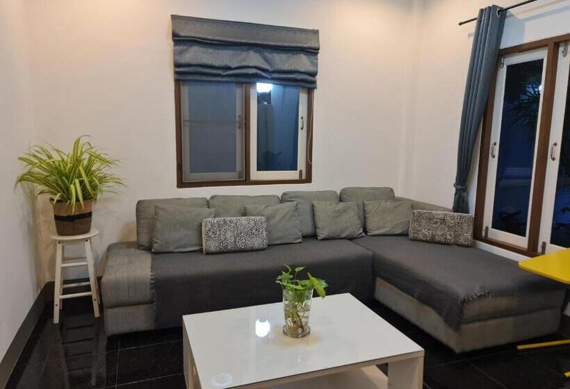 Majatalo Baan Leelawadee