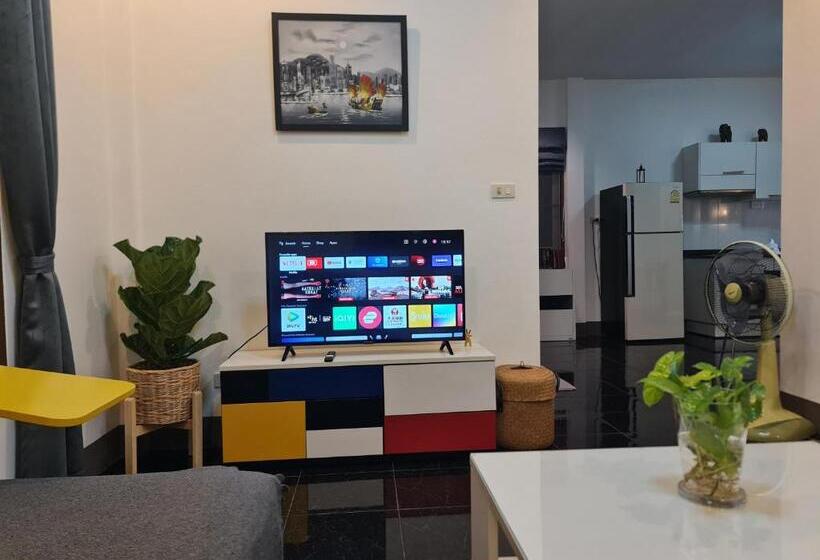 Majatalo Baan Leelawadee