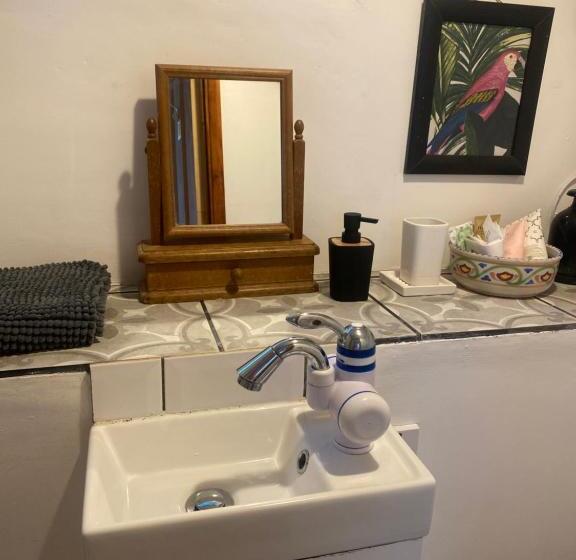 ペンション Hillside Launceston Cornwall