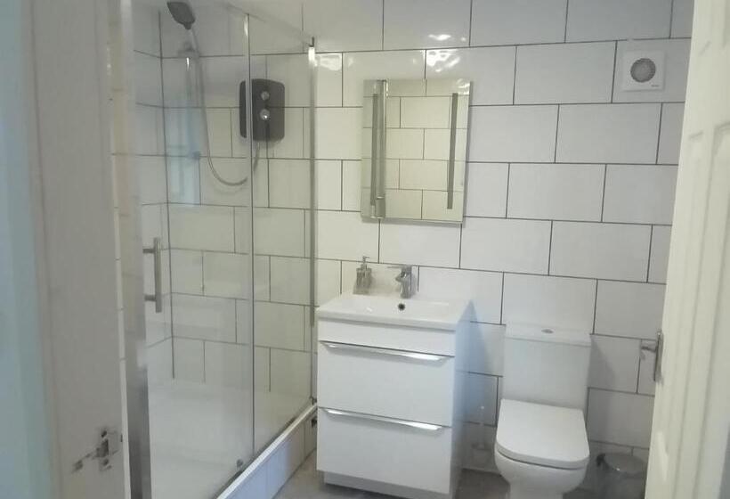 Pensjonat Jays Modern Guest House