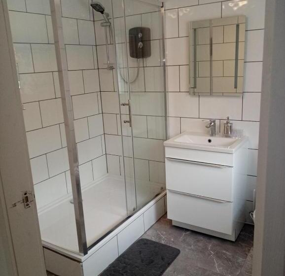 Pensjonat Jays Modern Guest House