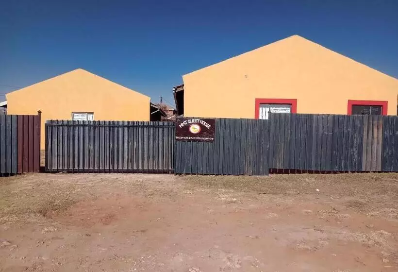 پانسیون Mmj Guest House