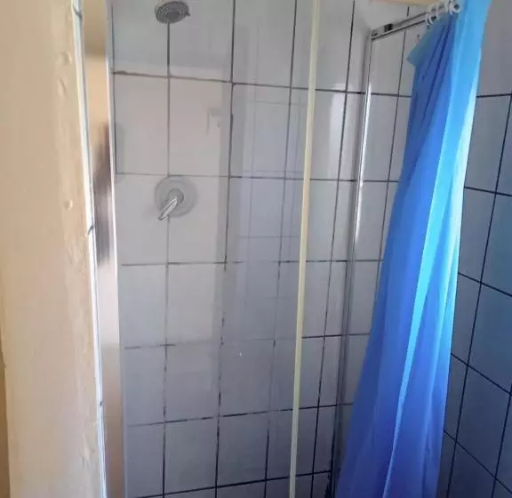 پانسیون Mmj Guest House
