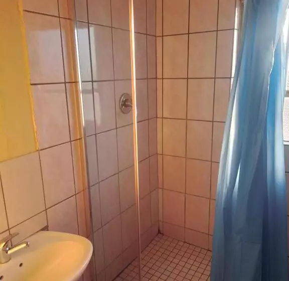 پانسیون Mmj Guest House