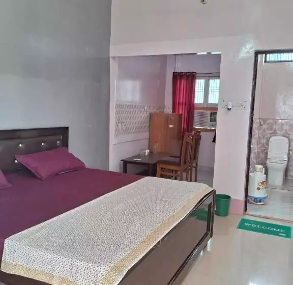 Majatalo Raj Lakshmi Sadan Guest House