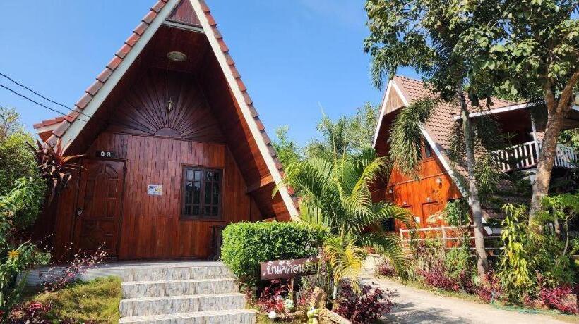 Resort Bansuanphuhong