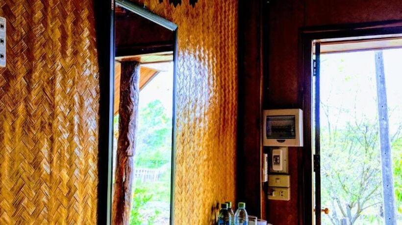 Resort Bansuanphuhong