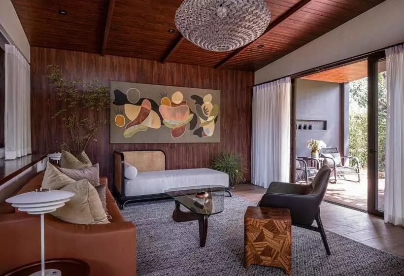 Shanti Cabin   Ezra Viniti Resort