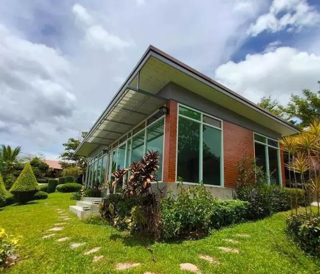 Tiamchanwanphen Resort