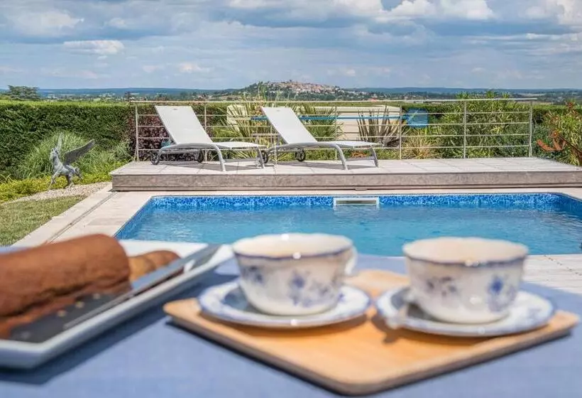 ベッドアンドブレックファースト Chambres D Hôtes De Larouquette