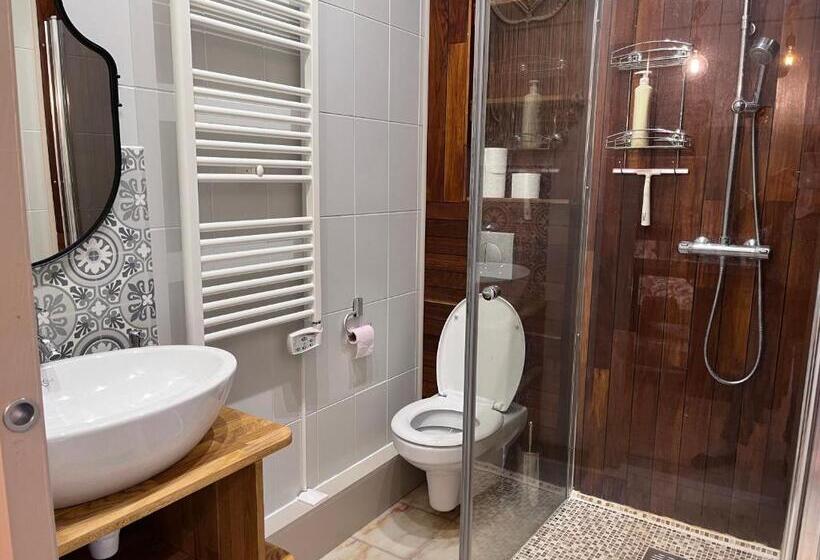 Bed and Breakfast Charmant Studio En Rez De Jardin Chaville