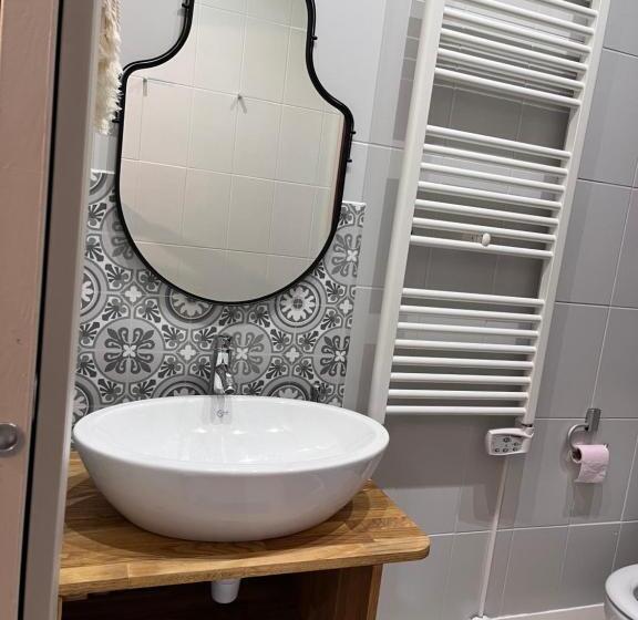 Bed and Breakfast Charmant Studio En Rez De Jardin Chaville