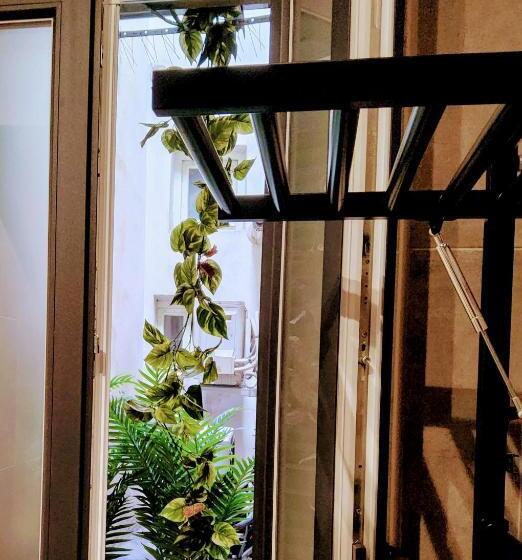 تختخواب و صبحانه Le Cœur Urban Suite Parma