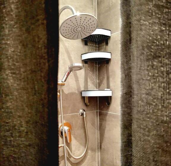 تختخواب و صبحانه Le Cœur Urban Suite Parma