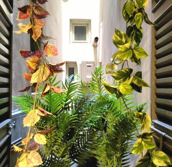 تختخواب و صبحانه Le Cœur Urban Suite Parma