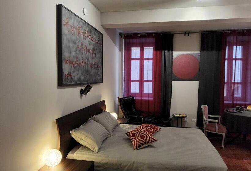 تختخواب و صبحانه Le Cœur Urban Suite Parma