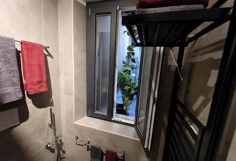 تختخواب و صبحانه Le Cœur Urban Suite Parma