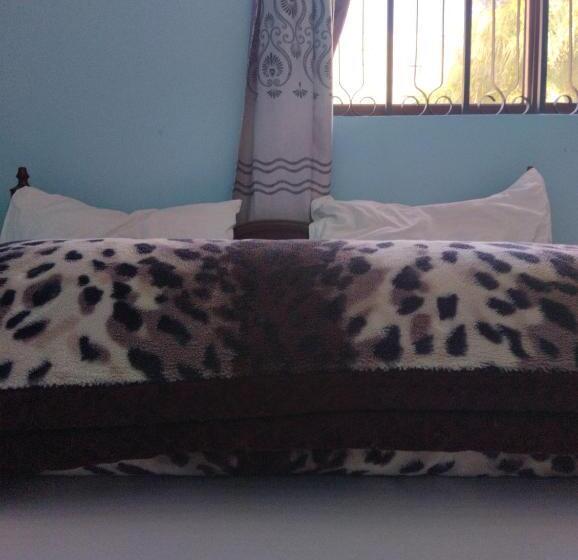 צימר Pasinai Safari Lodge