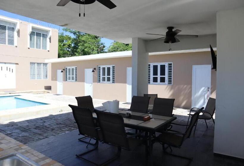 تختخواب و صبحانه Stella Retreat Bnb